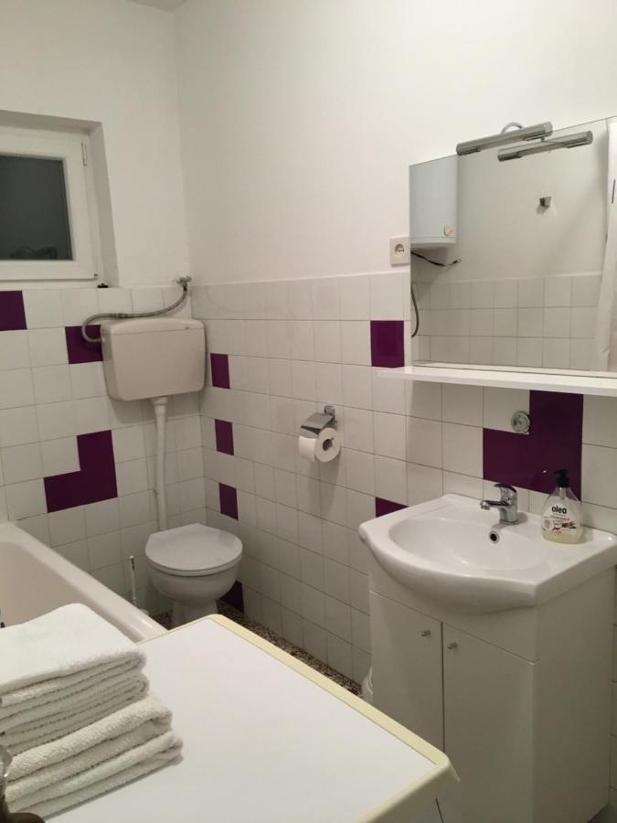 Room Bioci 希贝尼克 外观 照片